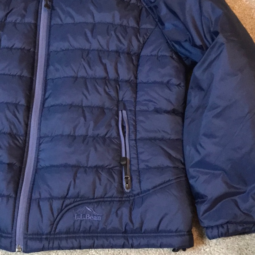 L.L. Bean Navy Blue Quilted Puffer Jacket - Picture 4 of 6